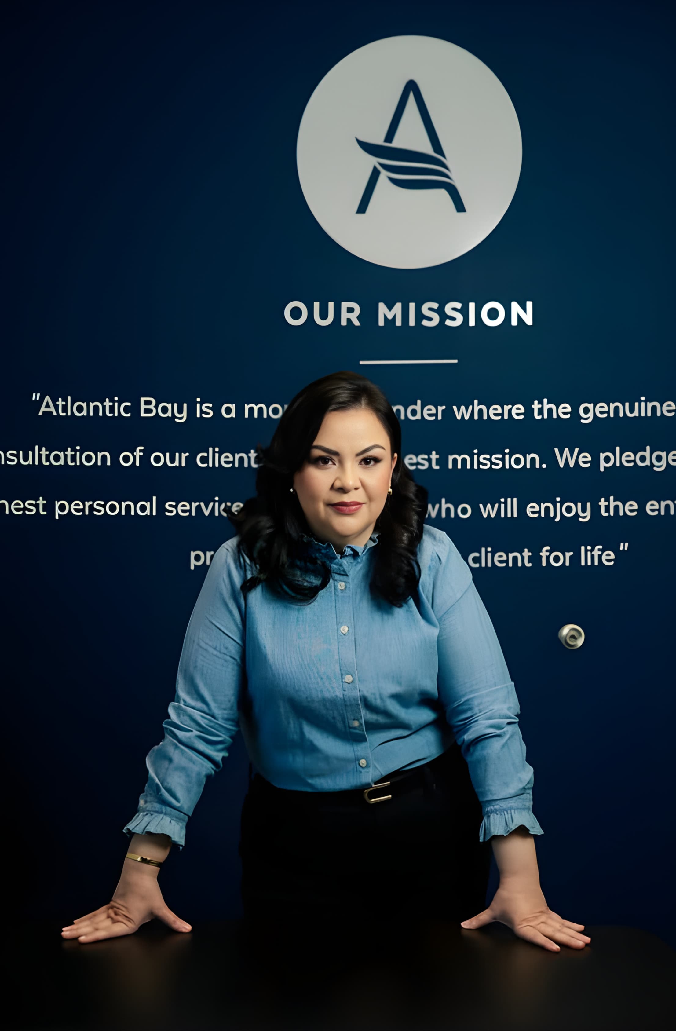 Karla Amaya — Oficial de Préstamos Bilingüe